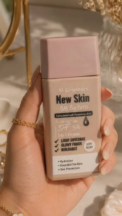 M Cosmetics New Skin BB Serum SPF 30+ | 3 in 1 | Hyaluronic Acid | Soft Ivory | Light Coverage