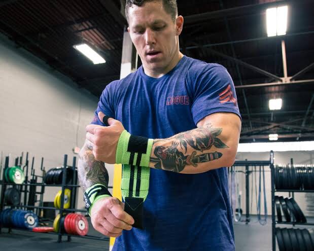 Gym Wrist strap Weight Lifting Fitness Body Building Training Exercise Wrist Wraps support Gym Gloves Power Strap weight Lifting wrist Wraps Bandage Hand Support Brace Gym Straps