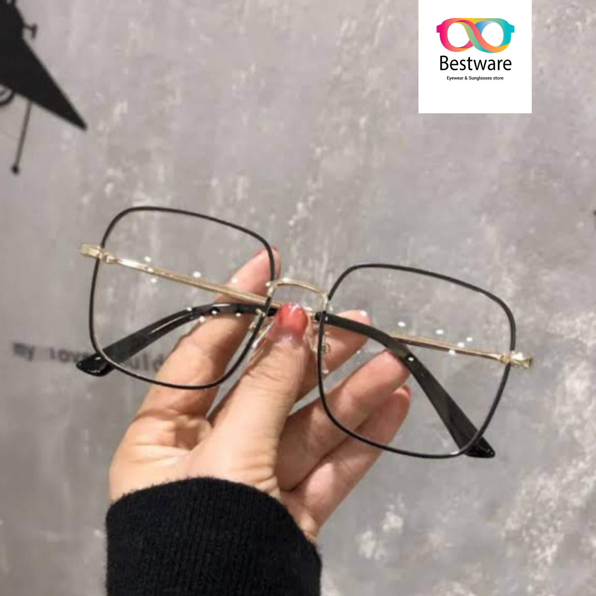 Metal Square PhotoSun Glasses. Metal Transition Glasses. Intelligence PhotoGray Glasses. Metal Square Glasses for Men Women. Unisex Design. imorted Quality glasses for Women. Glasses for Girls. Glasses for Boys