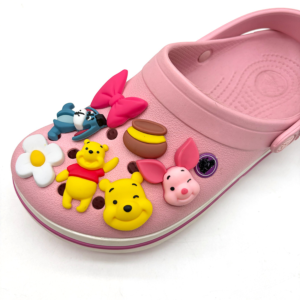 3D Pooh Bear Piglet PVC Shoe Charms Stereo Cartoon Bear Detachable Clog Shoe Decor Accessories DIY for Cartoon Fans