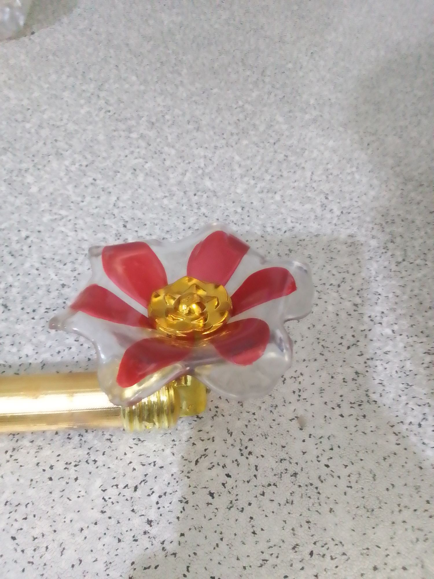 Curtain Rod End Stopper Pack of 2 – Flower Design Curtain Rod Holders
