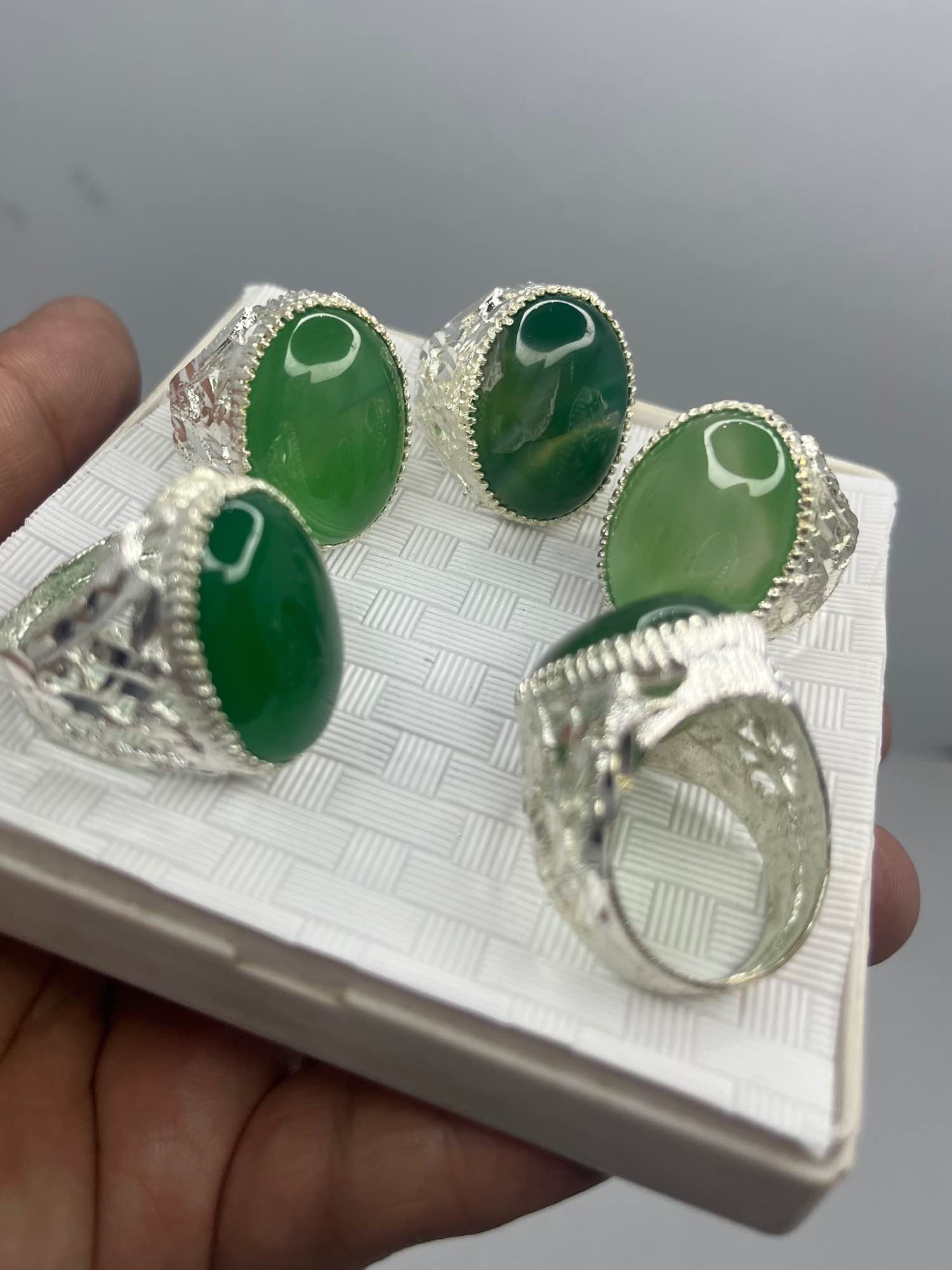 Big Size Ymami Haqeeq Ring different Colours Haqeeq italian rings Big stone ring 100% Orignal Aqeeq/Akik/agate/nag/stone/Gemstone/Haqeeq/yamni Haqeeq Stone/yamni Haqeeq gemstone/aqeeq stone/yamni aqeeq gemstone.