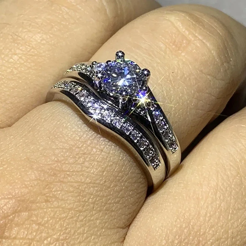 Huitan 2Pcs Set Luxury Women Rings Wedding Engagement Accessories AA Cubic Zirconia Modern Fashionable Female Party Jewelry