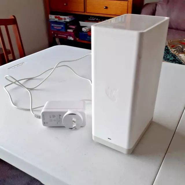 TELSTRA SMART MODEM GEN 2 W/VOICE BACKUP GEN2-DJA0231 | Daraz.pk