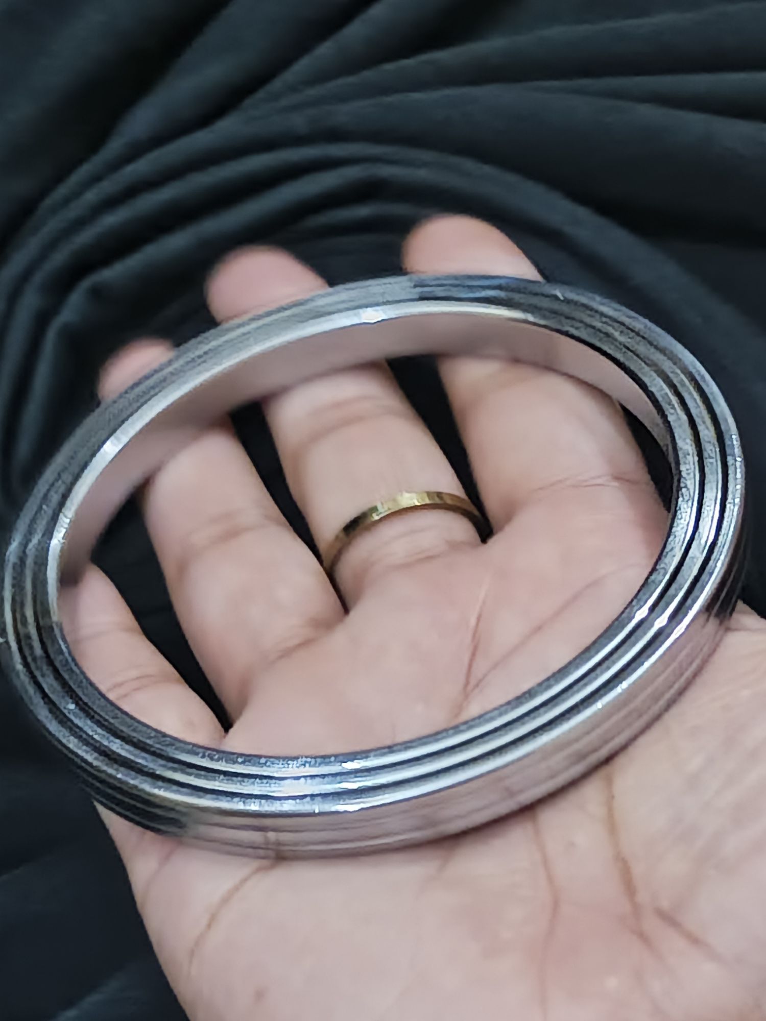 Hot Selling Silver Punjabi Trendy Kara Banghale For Boys And Men High Quality Top Fashion Stainless steel Silver Punjabi Kara For Men Best Sikh Kara Never Fade Color Heavy Never Fading Long Time Useable