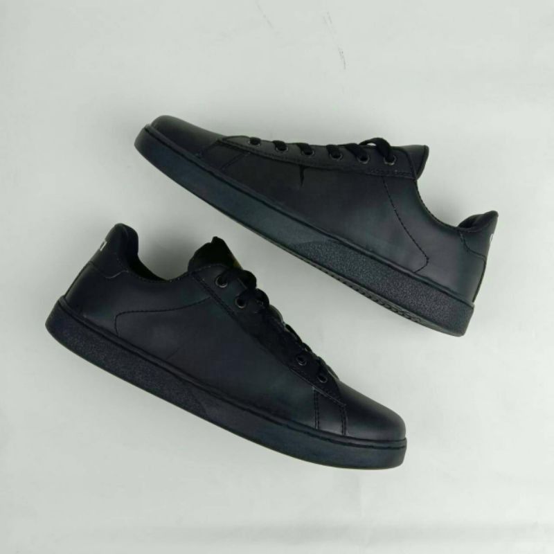 Buy High Quality Boys Shoes/Sneakers Online at Best Price in Pakistan