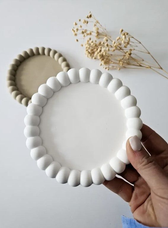 Ceramic decorations piece | tray, flower and vase