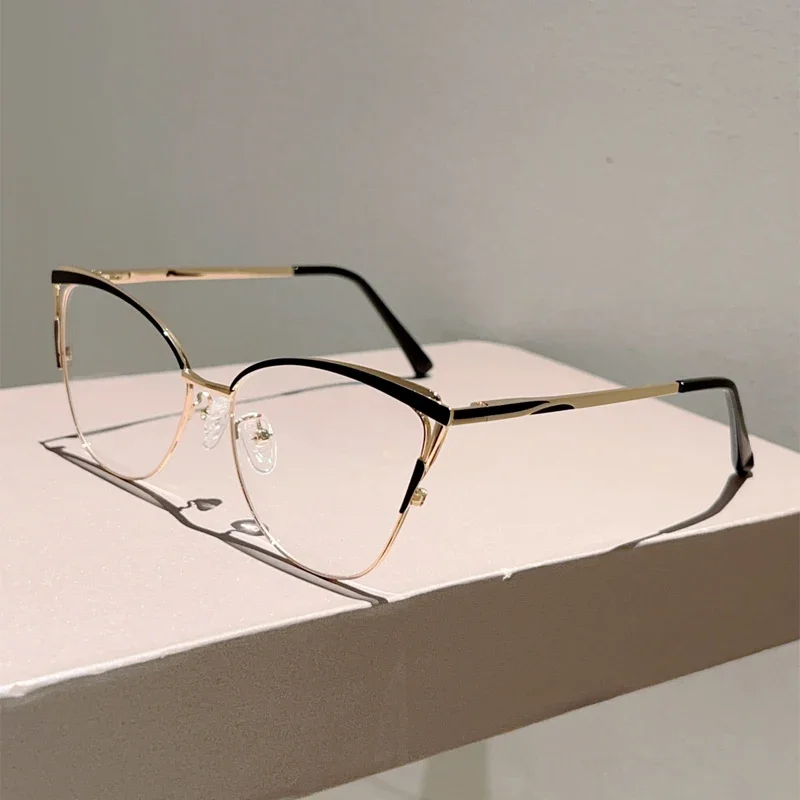 GM LUMIAS Oversized Cat Eye Glasses Women New Fashion Vintage Hollowed Rim Optical Frames Trendy Luxury Butterfly Shaped Eyewear