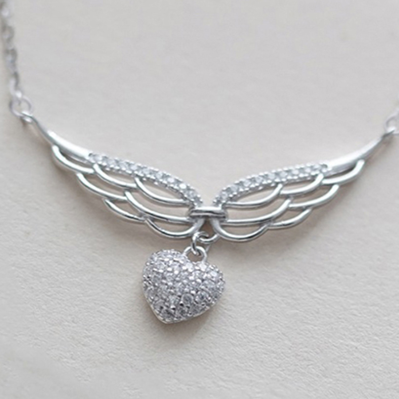 Huitan Romantic Angle Wings Heart Pendant Necklace for Lady Wedding Engagement Party Anniversary Aesthetic Accessories Jewelry