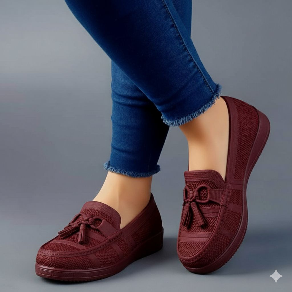 Durable Ladies Rubber Shoes | Warm & Lightweight Winter Footwear
