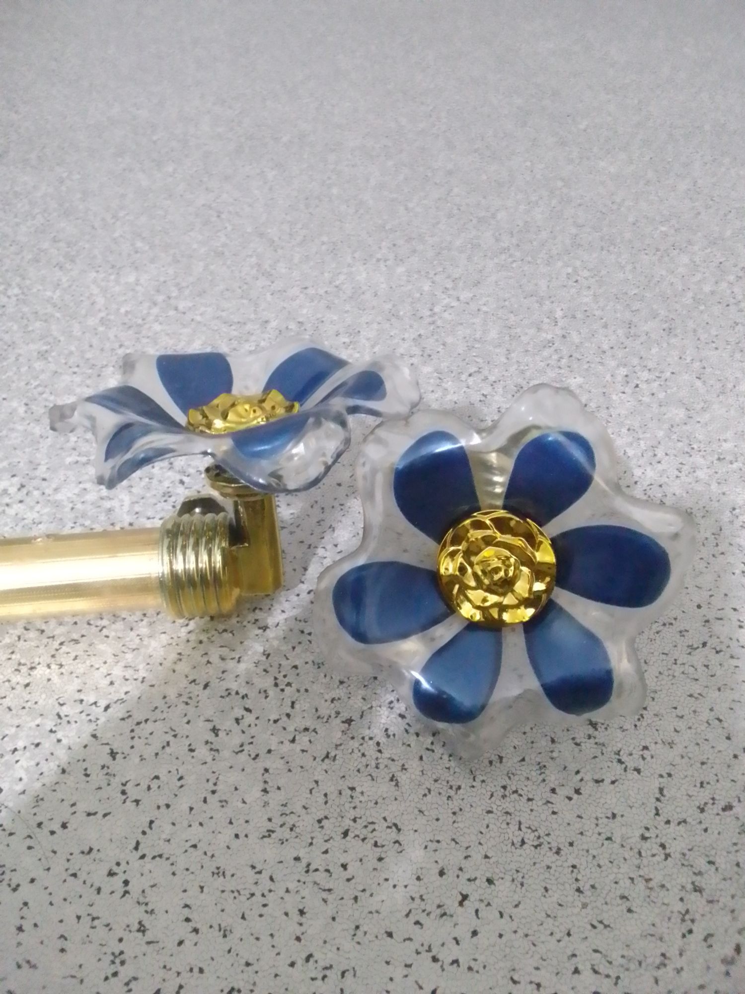 Curtain Rod End Stopper Pack of 2 – Flower Design Curtain Rod Holders