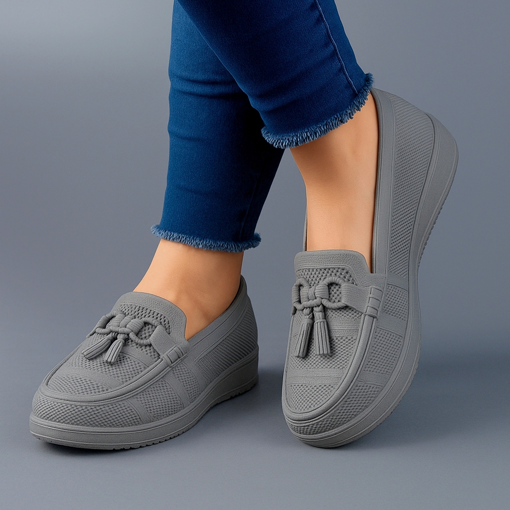 Women Rubber Shoes Soft Comfortable Casual Wear Lightweight Design For Womens