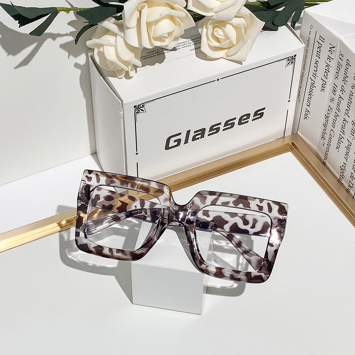 Large Frame Clear Lens Classic Glasses Trendy Square Computer Eyeglass Decorative Eyeglasses Spectacles for Women Men