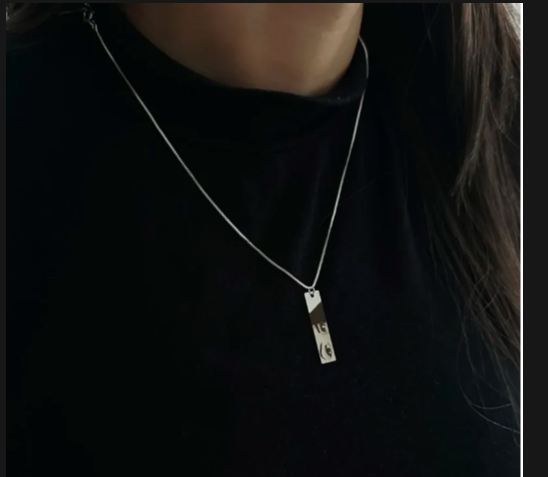 Stainless Steel All-Season Custom Photo Locket Necklace for Girls – Unique Eye Design Pendant with Personalized Image Insert