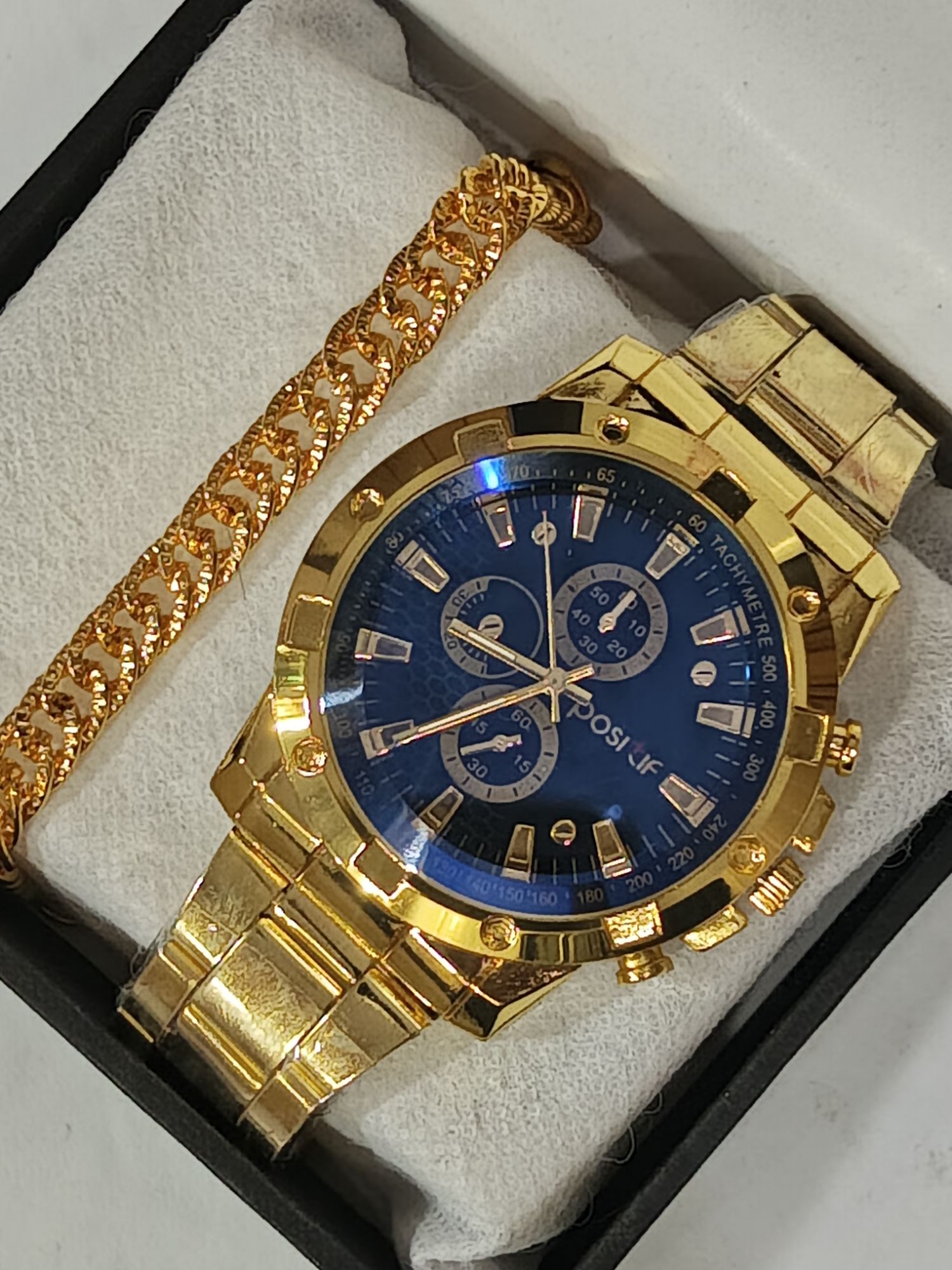 Luxury Quartz Men's Watch with Gold-Plated Stainless Steel Bracelet and Chronograph Dial