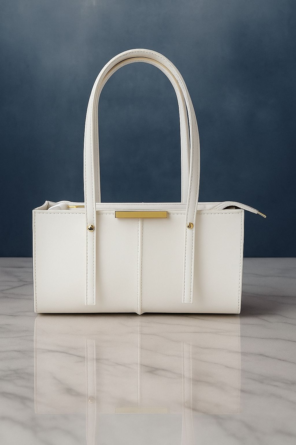Trendy Women’s Shoulder Bag 💖 Premium Faux Leather Handbag 👜 with Gold Detailing ✨ Fixed Strap & Top Handle Carry