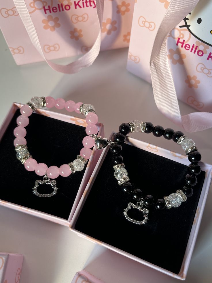 2pcs Hello Kitty Bracelet Set with Hello Kitty Face, Heart & Bow Charms - Stretch Bead Friendship Bracelets for,, Best Friends, Birthday & Christmas Gifts, Cute Alloy Charm for Casual Attire or Keepsake