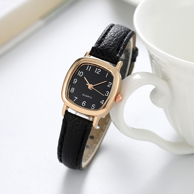 Elegant Women's Watch Minimalist Leather Strap Quartz Wristwatch Casual Dress Watches