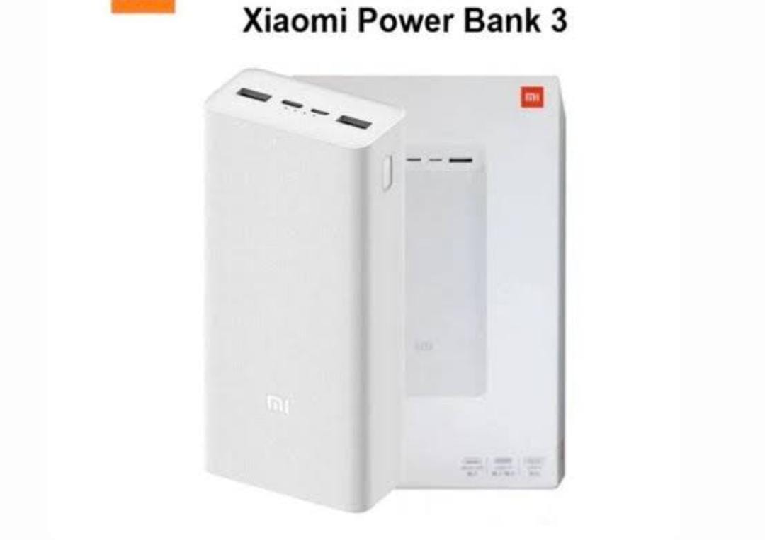 power bank 20000 mh 3 ports at the charge
