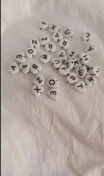 Random Mixed Letter Acrylic Beads Flat Round Alphabet Charms Beads For Bracelet Necklace Jewelry Making