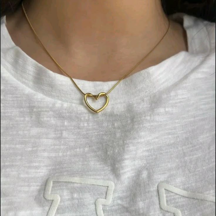 Heart Pendant Necklace for Women - Elegant Love Jewelry Gift for Her