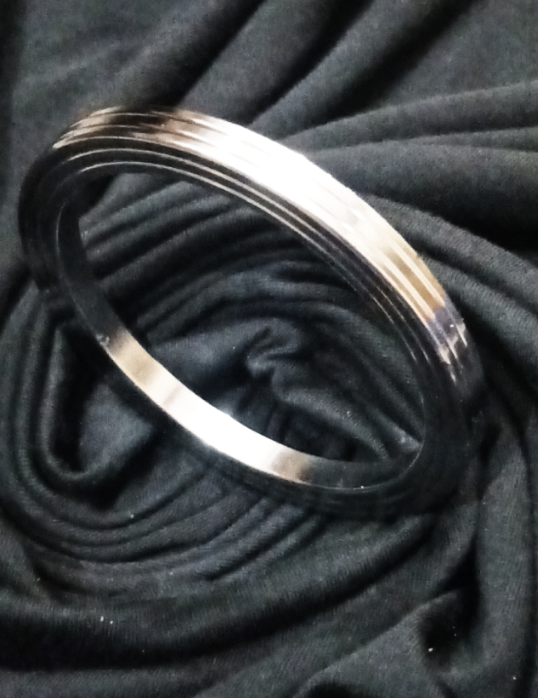 Hot Selling Silver Punjabi Trendy Kara Banghale For Boys And Men High Quality Top Fashion Stainless steel Silver Punjabi Kara For Men Best Sikh Kara Never Fade Color Heavy Never Fading Long Time Useable