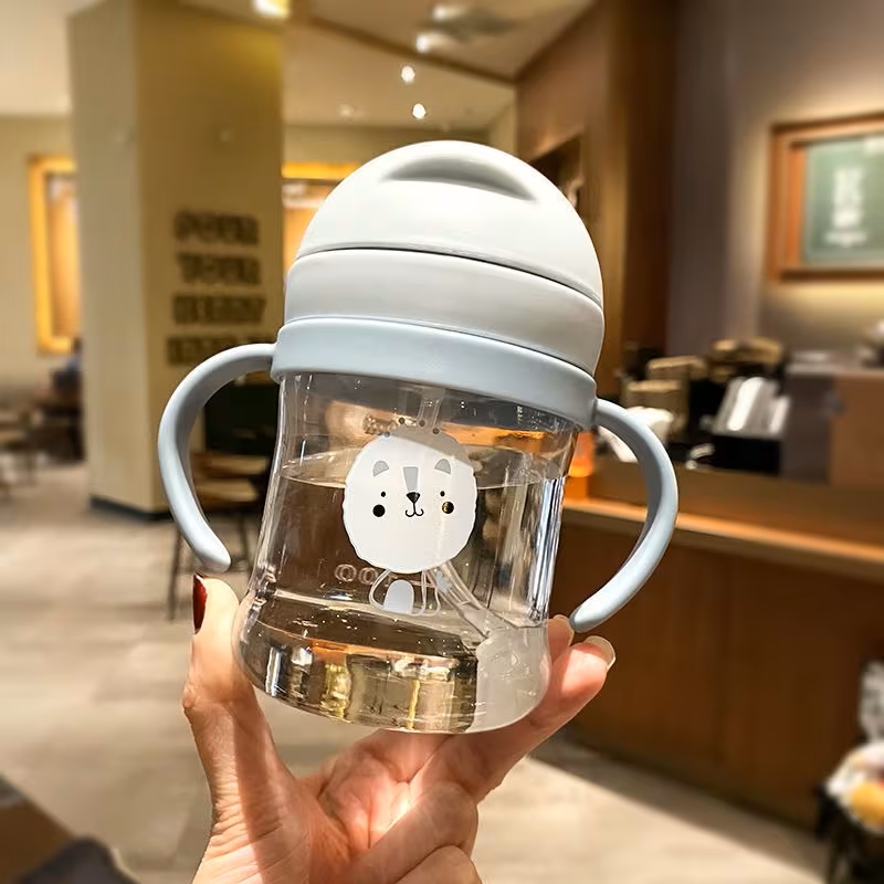 Drinking Cup with Straw, Anti-Choking Handle, Water Bottle, Unbreakable and Leak-Proof, Learning Drinking Cup