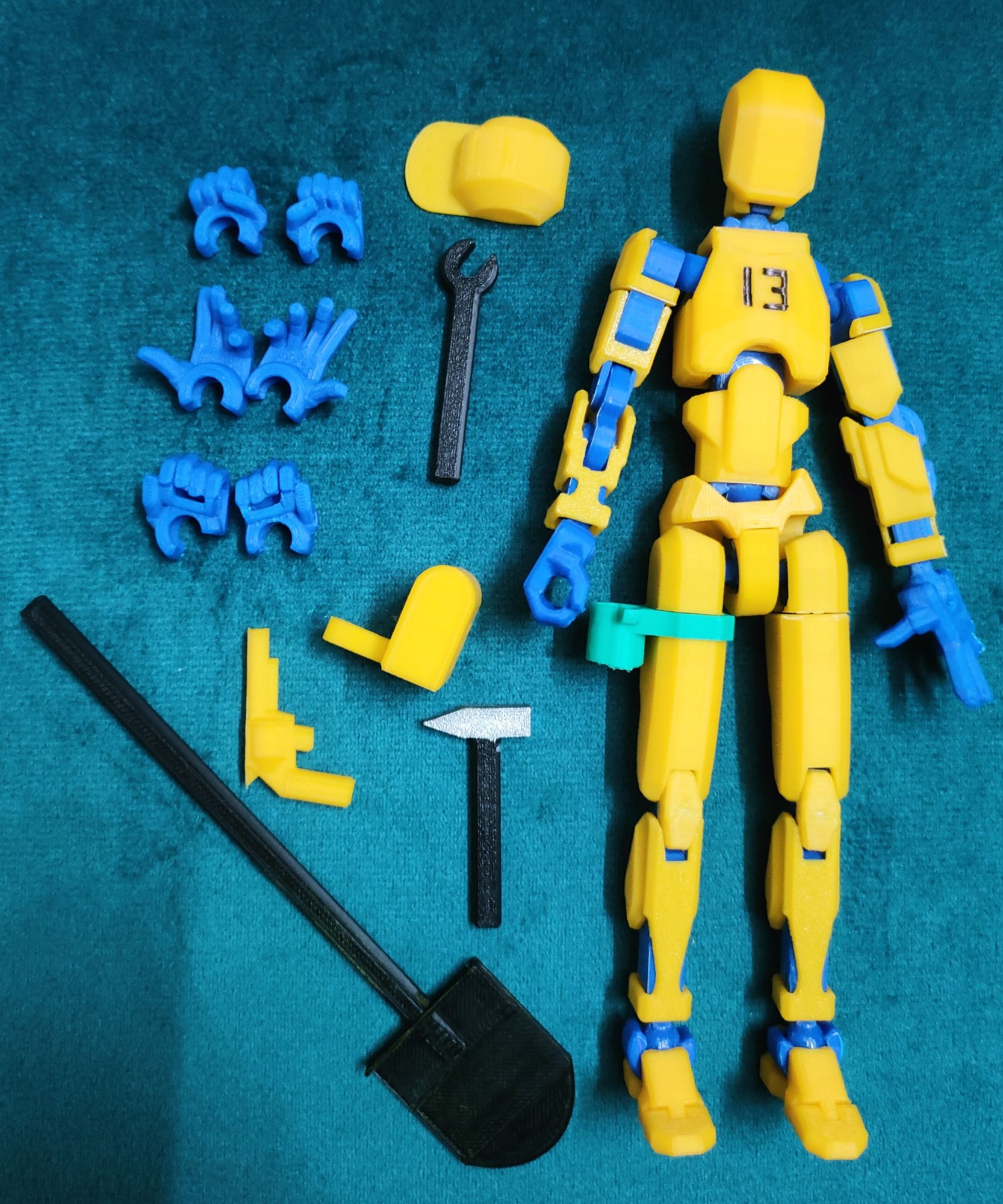 Action Toy Figure Dummy Titan 13 Articulated posable Assembled Large Size