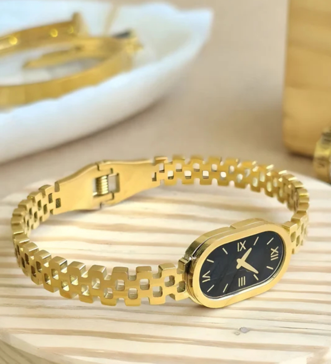 Trendy Elegant Golden Fake Watch Style Bracelet for Women – Luxury Minimal Oval Dial Wristwatch | Adjustable Chain Strap | Waterproof Quartz Movement | Stylish Ladies Dress Watch for Casual & Formal Wear | Perfect Gift for Girls & Women