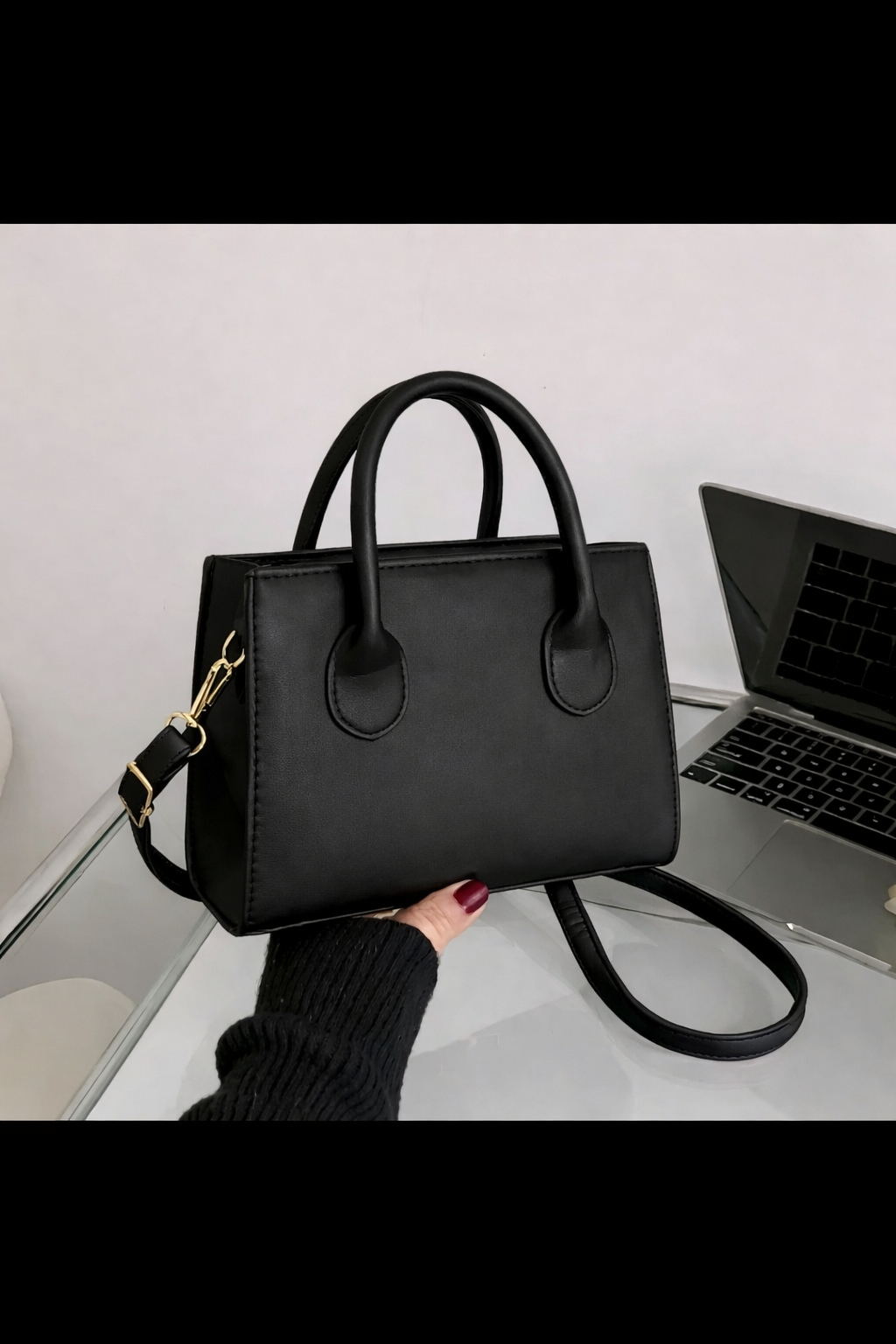 Popular Square Handbag Shoulder Crossbody Bag.ladies handbag
women handbag
black handbag for women
shoulder bag women
crossbody bag women
mini tote bag
fashion handbag
stylish ladies purse
designer handbag women