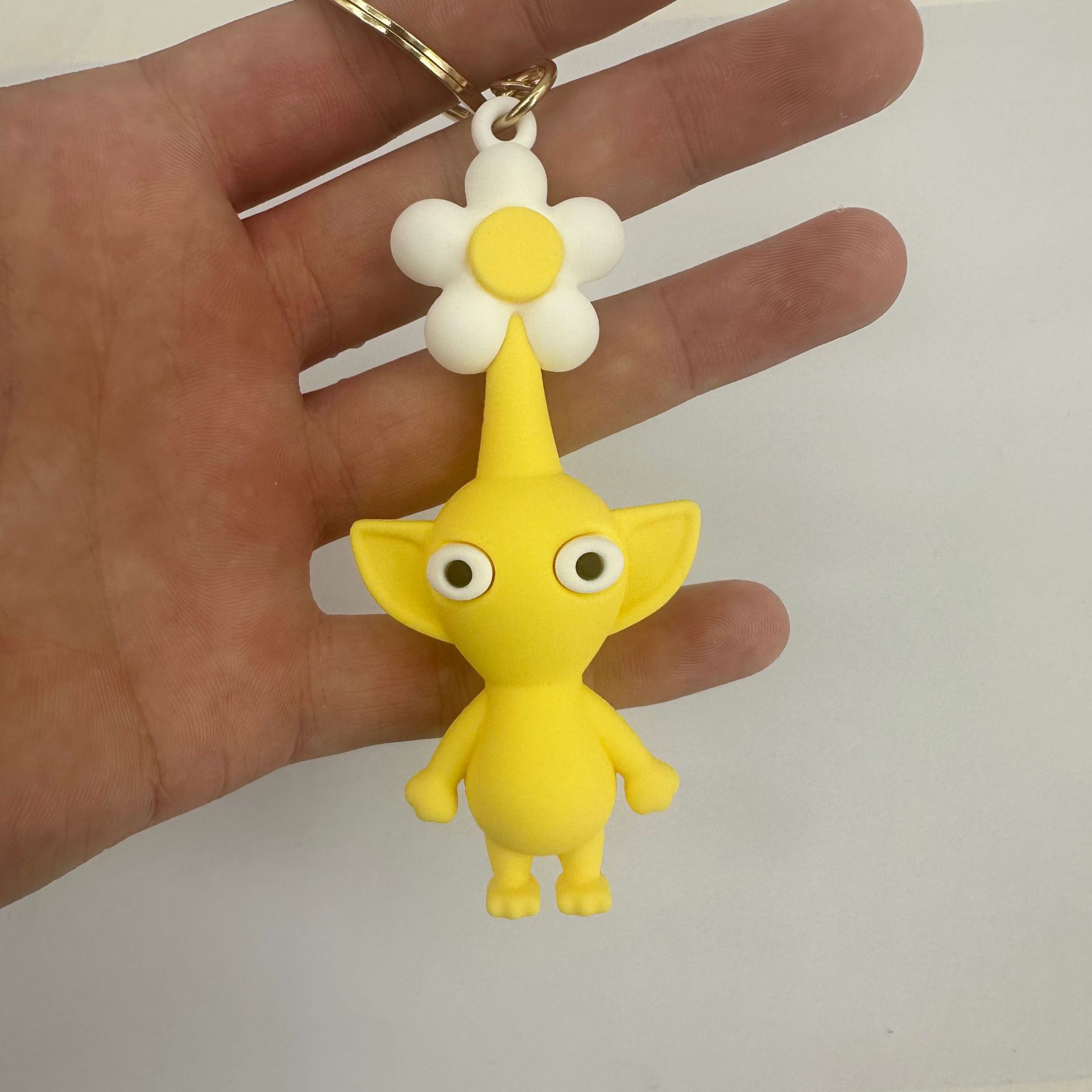 Anime Game PIKMIN Action Figure PVC Keychains Collection Model Doll Toy for Children 