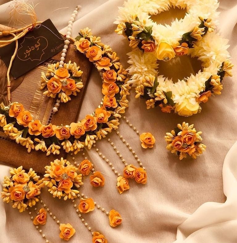 Artificial Flower Yellow Haldi Jewellery Set Floral jewelry for  Wedding/Party/Bridal/Haldi / Mehndi /Baby Shower/
