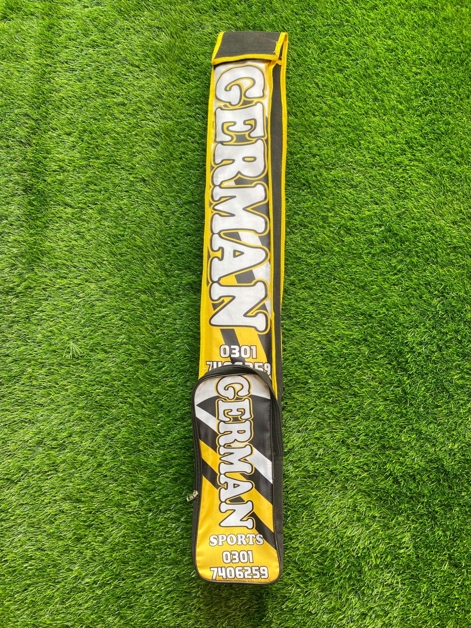 German Sports Cricket Bat Cover – Premium Padded Full-Length Case with Zipper Pocket – Durable & Stylish (Yellow/Black)