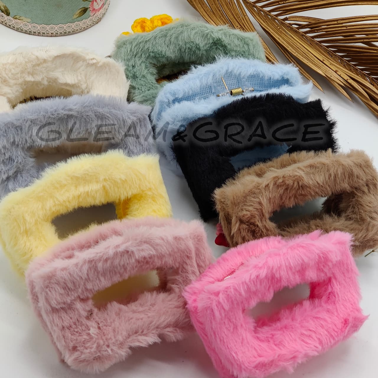(1PC Random color)DREAMISH HAIR ACCESSORIES Fluffy Winter Plush Hair Clutch Claw Clips -Fuzzy, Cute Square Faux Fur Barrettes for Women & Girls, Accessories Catch Barrette Jaw Clamp by Gleam&Grace