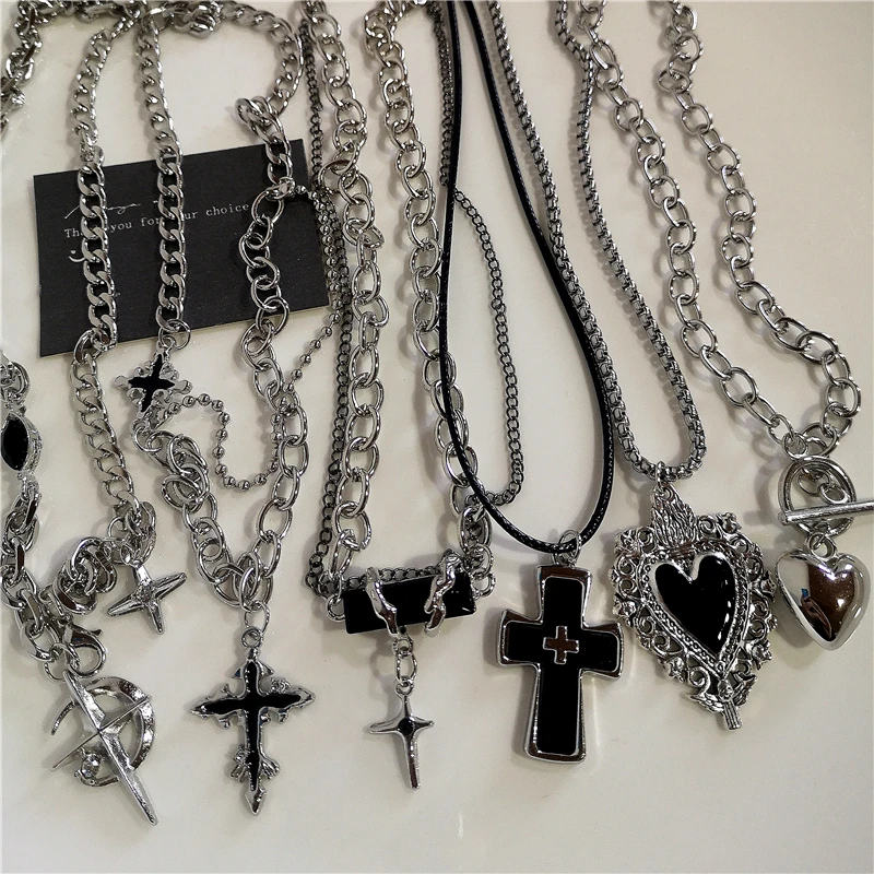 Gothic Black Cross & Heart Pendant Necklace Silver Tone Layered Chain Necklaces for Women E-girl Grunge Streetwear