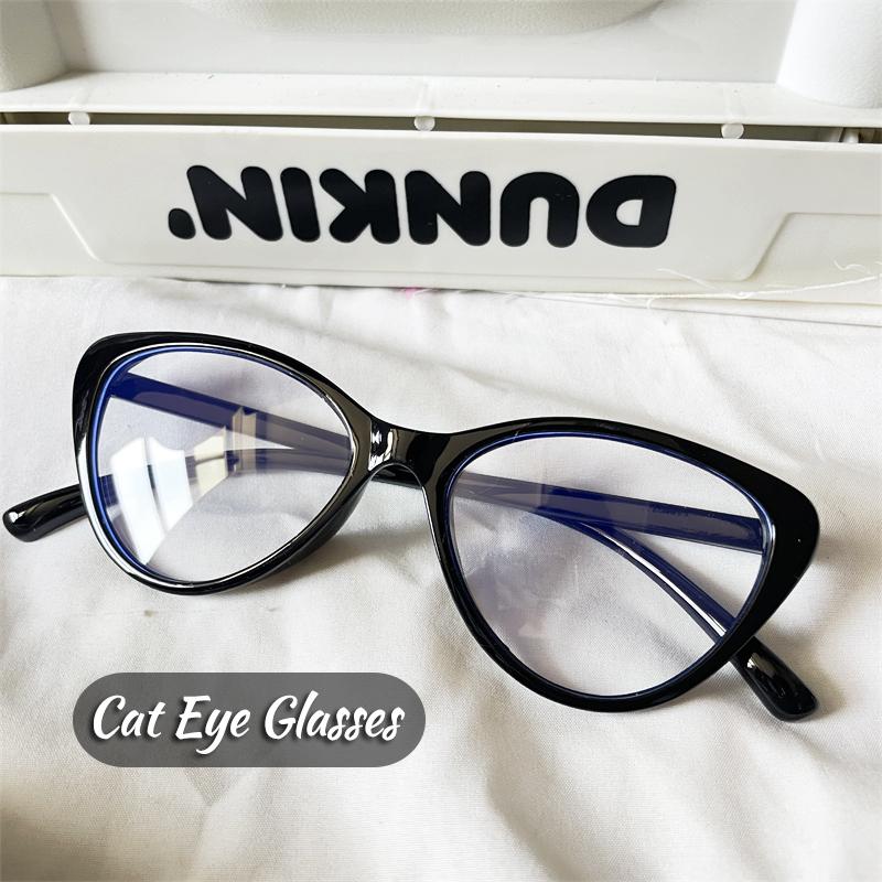 Y2k New Trendy Triangle Cat Eye Anti Blue Light Classic Ultra Light Women Glasses Popular Style Unisex Spectacles