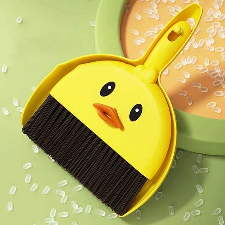 Cute Duck Shape Mini Dustpan & Brush Set – Portable Desktop Broom Cleaning Tool for Home, Office, Keyboard & Countertops