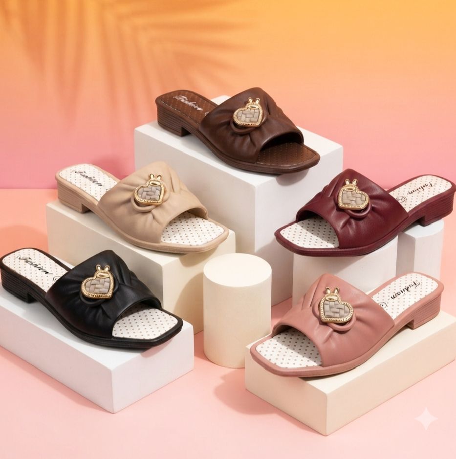 Cheap Price House Slippers for Women Casual Soft Multiple Design Flip Flops for Women