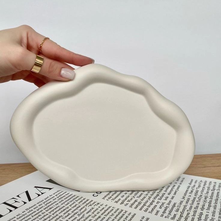 Ceramic decorations piece | tray, flower and vase