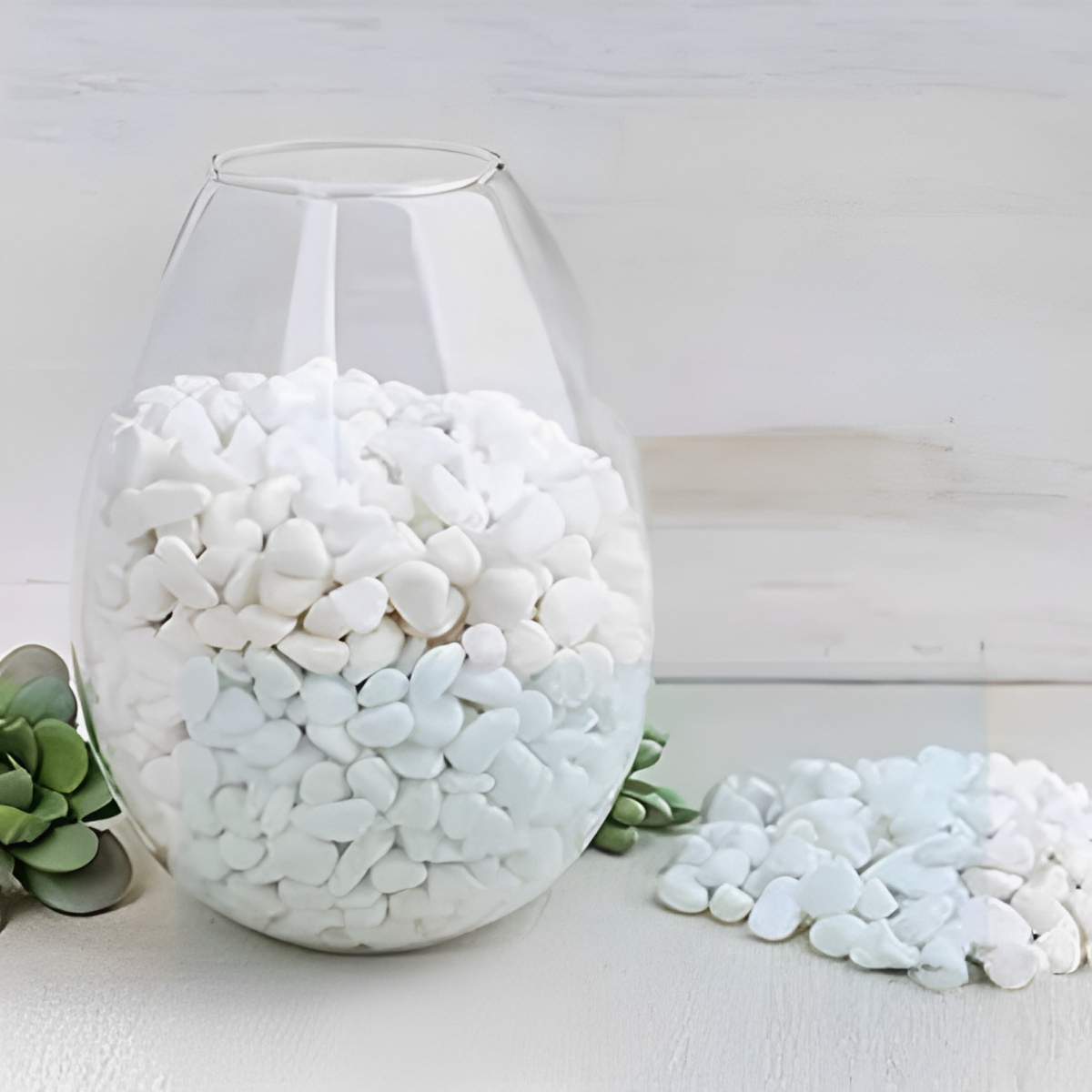Marble Chips for Gardening and Lawn Decor Natural Polished Gravel Stones, 1 KG for Walkways, Aquariums, and Water Features