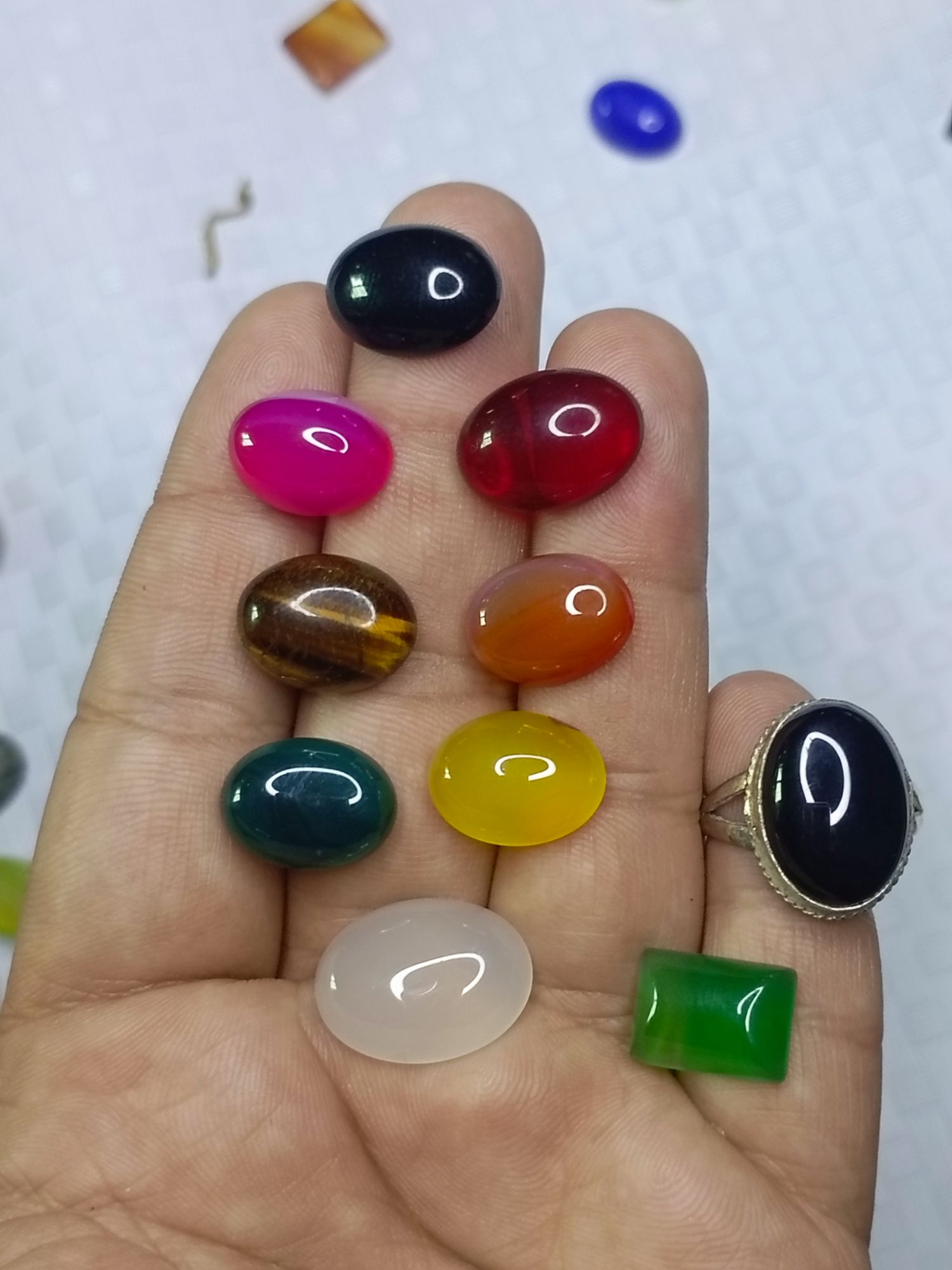 Ring Plus Pack of 10 Gemstone  Deal Aqeeq/Akik/agate/nag/stone/Gemstone/Haqeeq  Haqeeq Gemstone /Haqeeq Stone/Tiger Stone /Anari Yaqoot/White Haqeeq /Green Haqeeq/Yellow Haqeeq/Black Haqeeq/ Yamni Stone / Men Ring/ Blood Stone.
