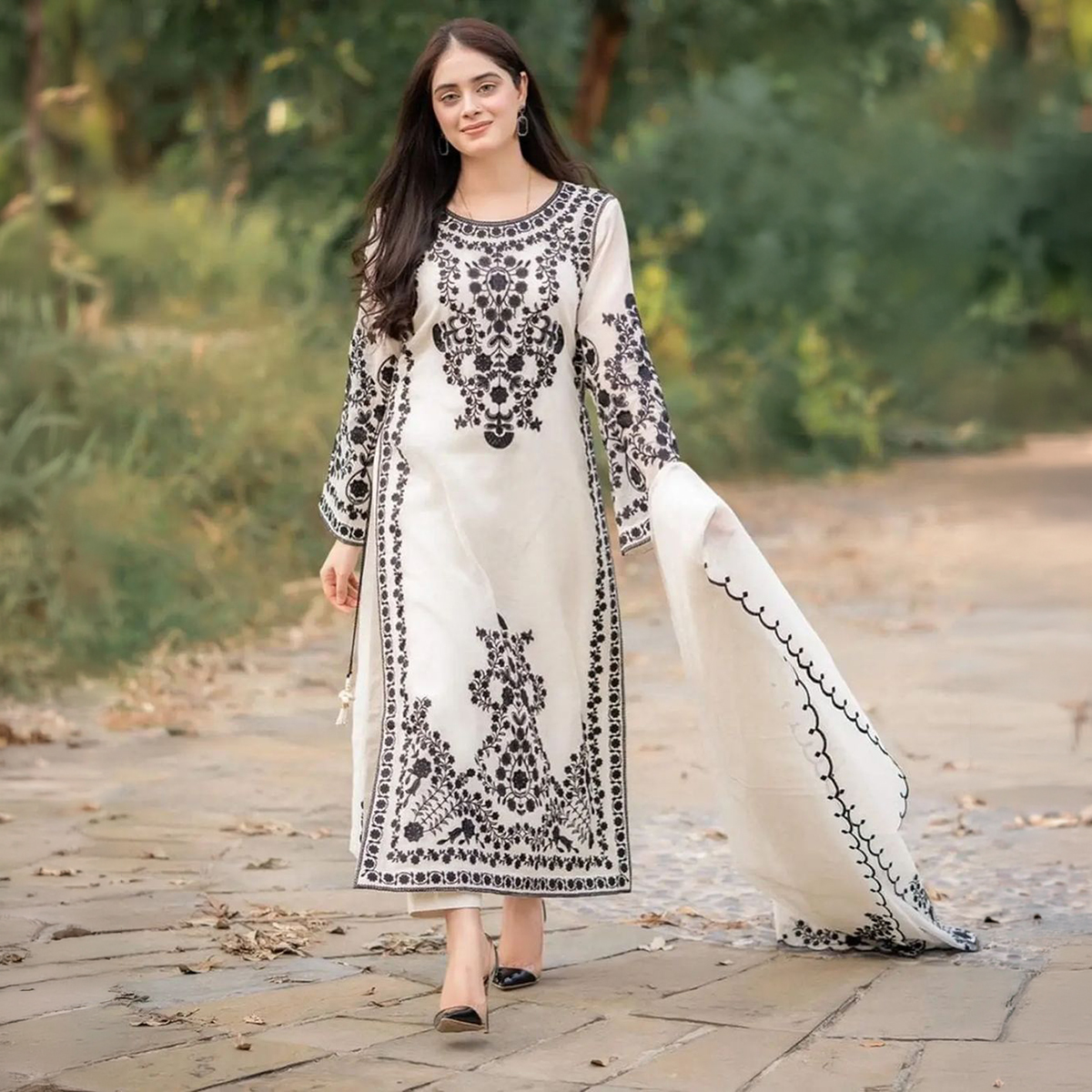 3Pc Party Wear Embroidered Suit For Women Summer Cotton Silk Fabric Wedding Formal Style Multiple Color