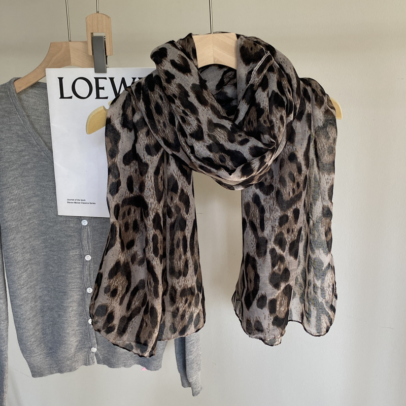 Fashion Leopard Print Scarf Woman Hijab Scarves Soft Pashmina Winter Thin Scarf Femme Headband Neckscarf Stoles Wrap Shawls