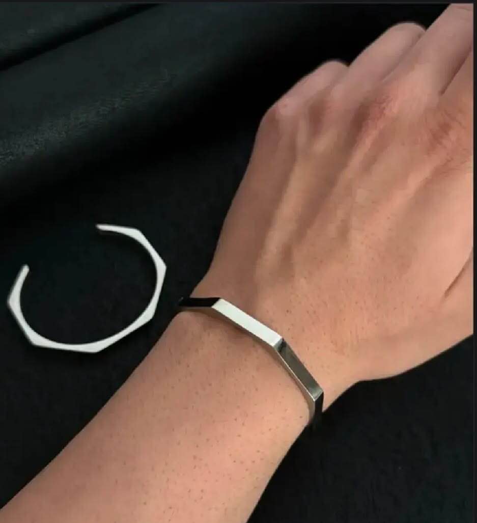 Men’s Geometric Cuff Bracelet – Stainless Steel Open Bangle, Minimalist Silver Wristband, Fashion Jewelry for Men - Color Guranteed