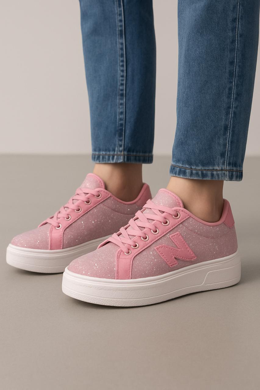 Sneakers for girls/comfortable sneakers for girls