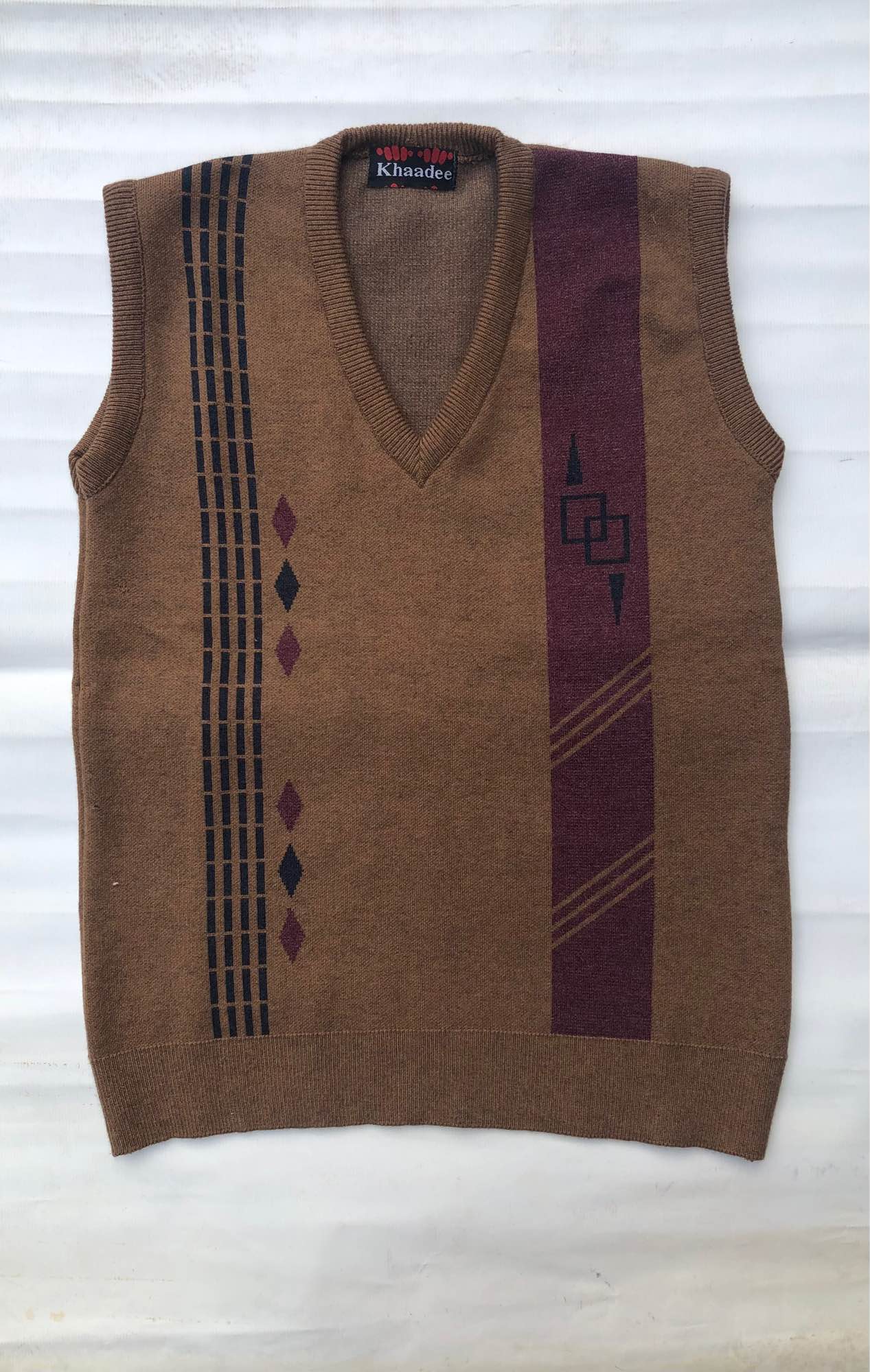 Sleeveless sweaters for men pure wool v neck