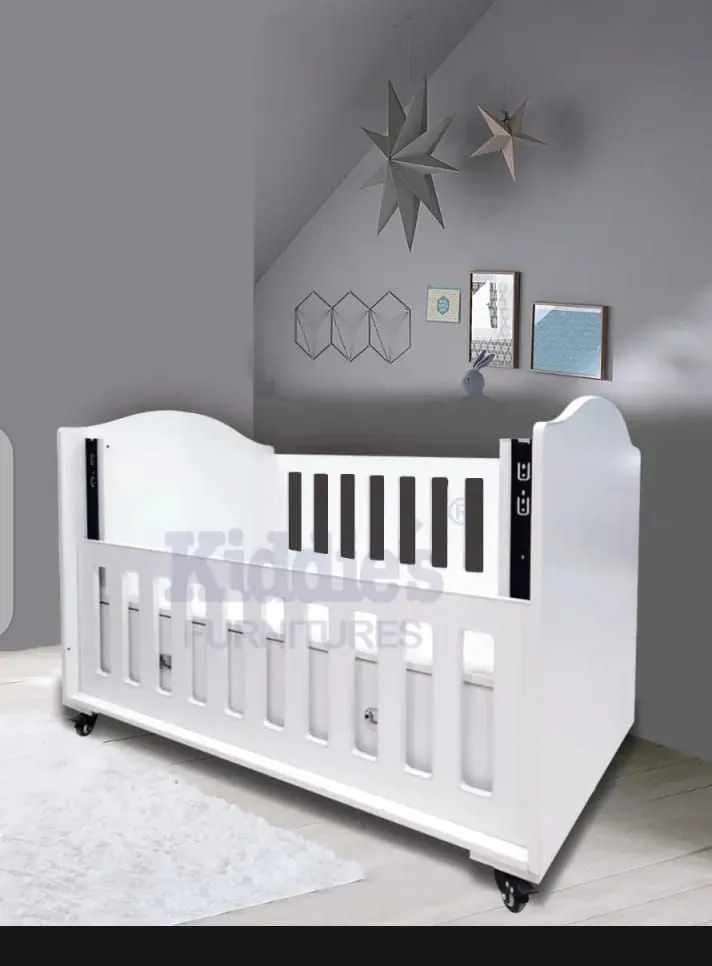 Modern baby cot/baby crib/baby bed