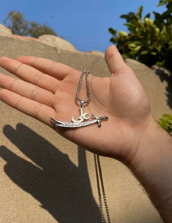 Zulfiqar Sword Islamic Pendant Necklace – Hazrat Ali (R.A) Inscribed Double-Edged Sword Chain for Men
