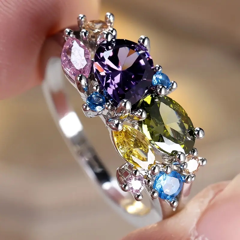 Huitan Elegant Women Ring Inlaid Multiple Colors Shining CZ Charming Party Wedding Accessories Engagement Aesthetic Jewelry 