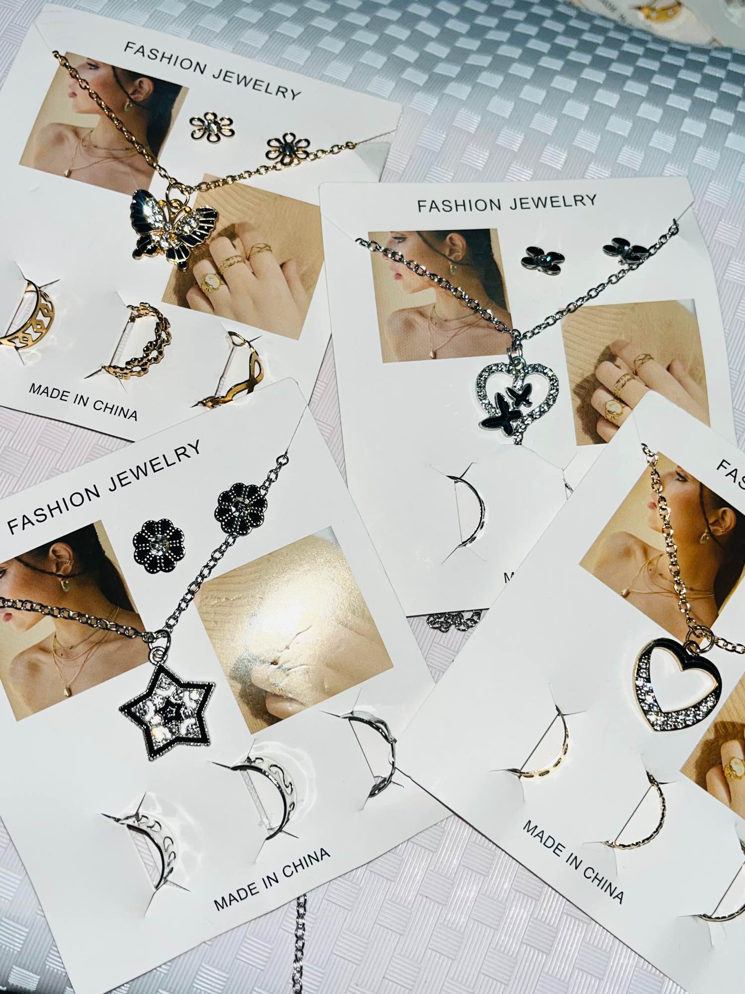 5Pcs/3Pcs/4pcs/set Simple Versatile Five Leaf Clover Bracelets Ring Necklace Earrings For Women Girls Elegance Niche Jewelry Set Gifts For woemen .